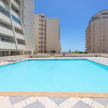 Varandas Da Rocha - Silhueta Citadina 波尔蒂芒