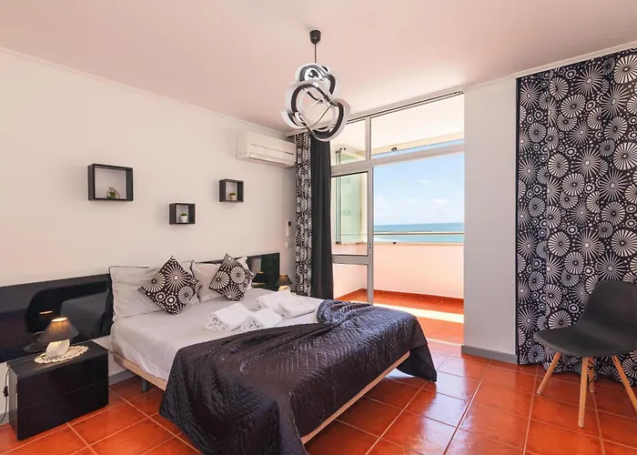 Varandas Da Rocha - Silhueta Citadina *