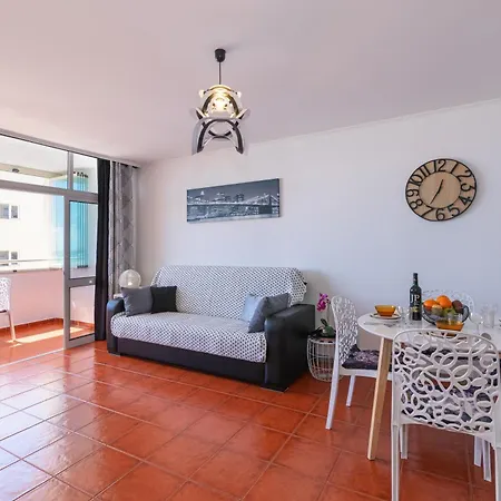 Varandas Da Rocha - Silhueta Citadina